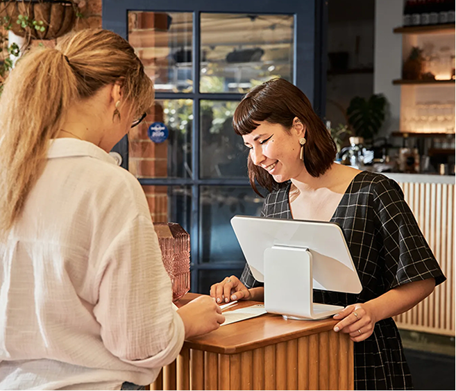 The Essential Features of Restro.one’s Loyalty & Rewards Program